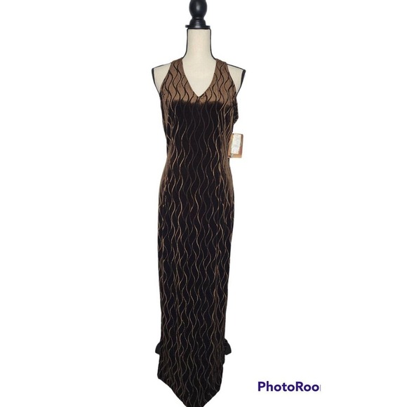SCOTT MCCLINTOCK Brown Racer Back Long Stretchy Velvet Formal Dress Size 12 - Picture 1 of 12